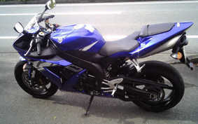 YAMAHA YZF-R1 2004 RN13