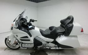 HONDA GL 1800 GOLD WING 2011 SC68