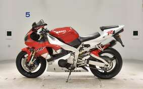 YAMAHA YZF-R1 1999 RN01