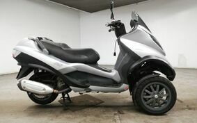 PIAGGIO MP3 250 RL M472