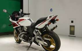 HONDA CB1300SF SUPER FOUR 2005 SC54