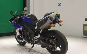 YAMAHA YZF-R1 2010