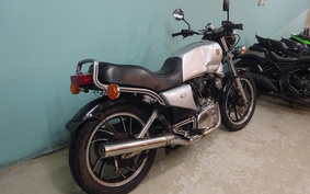 YAMAHA XV750 E 1983 5KO