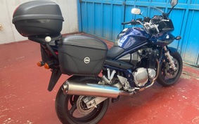 SUZUKI BANDIT 1200 S 2006 GV79A