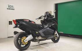 APRILIA SRV850 2013 M551