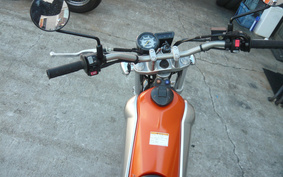 YAMAHA TRICKER DG16J