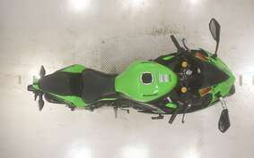 KAWASAKI ZX-25R ZX250E