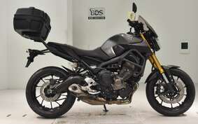 YAMAHA MT-09 2015 RN34J