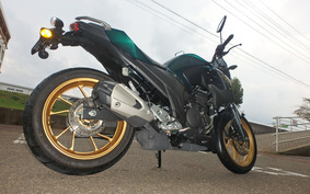 YAMAHA FZS25 RG69