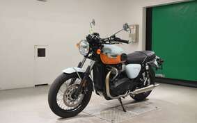 TRIUMPH BONNEVILLE T100 2022