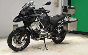 BMW R1250GS ADVENTURE 2021 0M11