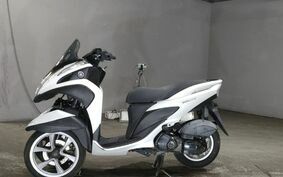 YAMAHA TRICITY 125 SE82J