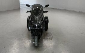 YAMAHA N-MAX 155 TRIKE SG31