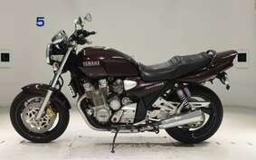 YAMAHA XJR1300 1999 RP01J