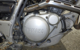 YAMAHA SEROW 225 Gen.3 4JG