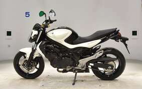 SUZUKI GLADIUS 2012 VK58A