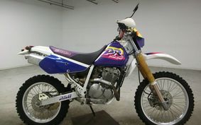 SUZUKI DR250 R-S SJ45A