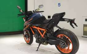 KTM 1290 SUPER DUKE R 2024