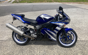 YAMAHA YZF-R6 2003 RJ05