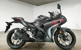 YAMAHA YZF-R25 RG10J