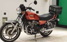 YAMAHA XJ550 2023 4V8