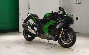 KAWASAKI NINJA H2 SX SE 2023 ZXT02P