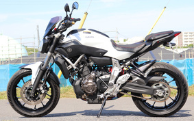 YAMAHA MT-07 2017 RM07J