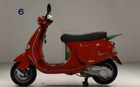 VESPA 125ET4