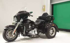 HARLEY FLHTCUTG TRIKE 2014