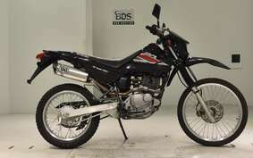 SUZUKI DR200S