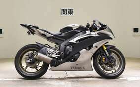 YAMAHA YZF-R6 2008 RJ16