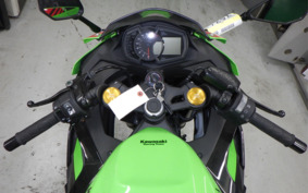 KAWASAKI ZX-25R ZX250E