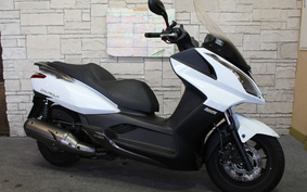 KYMCO ダウンタウン125i SK25