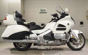 HONDA GL 1800 GOLD WING 2013 SC68