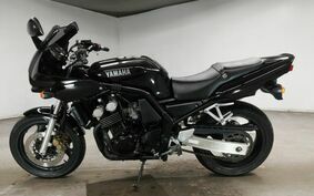 YAMAHA FZ400 1997 4YR