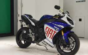 YAMAHA YZF-R1 2010