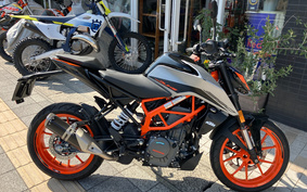 KTM 390 DUKE 2023 JPJ40