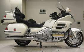 HONDA GL 1800 GOLD WING 2001 SC47