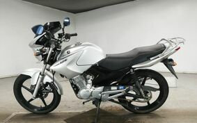 YAMAHA YBR125 RE05