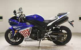 YAMAHA YZF-R1 2010