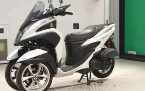 YAMAHA TRICITY 125 SE82J