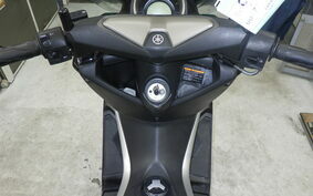 YAMAHA N-MAX SE86J