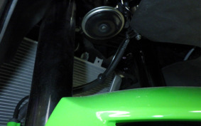 KAWASAKI ZX-25R ZX250E