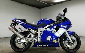 YAMAHA YZF-R6 2000 RJ03