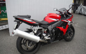 YAMAHA YZF-R6 2003 RJ09