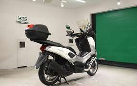 YAMAHA N-MAX SE86J