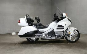 HONDA GL 1800 GOLD WING 2015 SC68