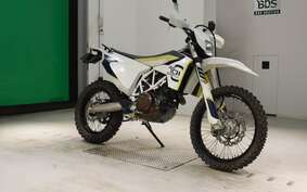 HUSQVARNA 701ED 2018 UEV4