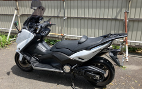 YAMAHA T-MAX 530 2013 SJ09