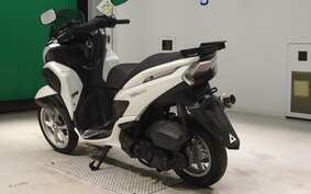 YAMAHA TRICITY 125 SE82J